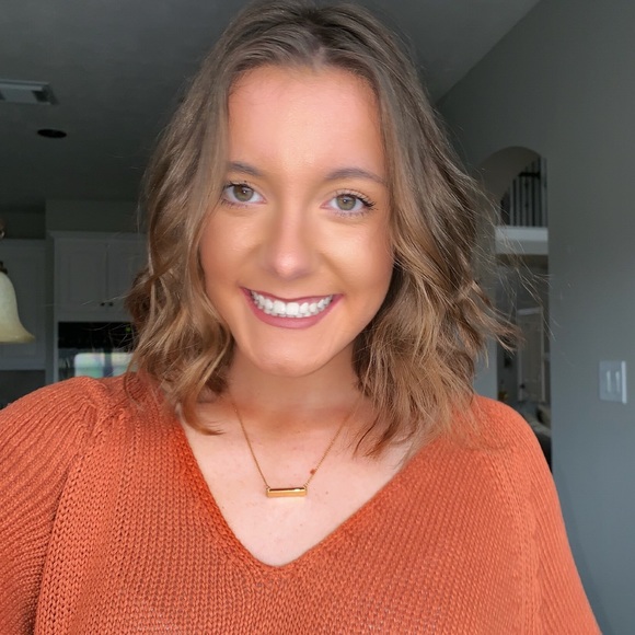 Meet your Posher, Kelsi - Picture 1 of 1